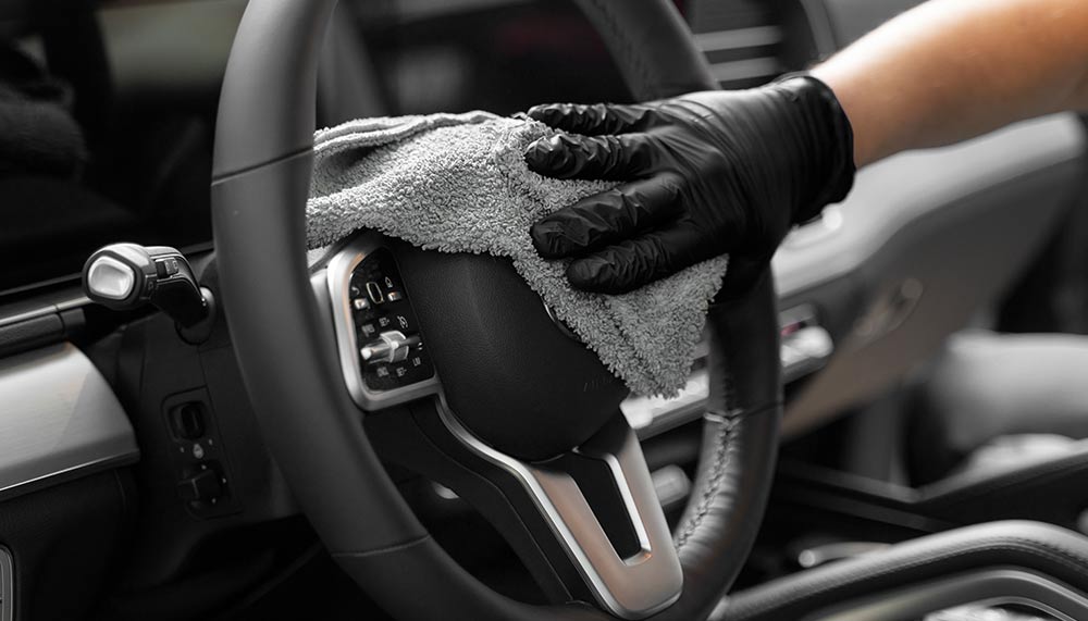 The Art of Hand Washing: Preserving Your Car’s Brilliance