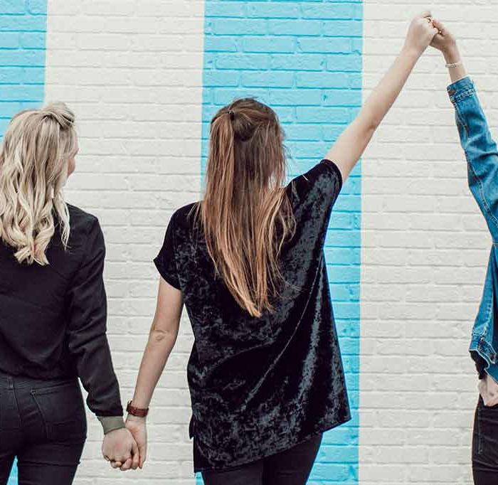 Fame Flash: The Latest Scoop on Your Favorite Stars