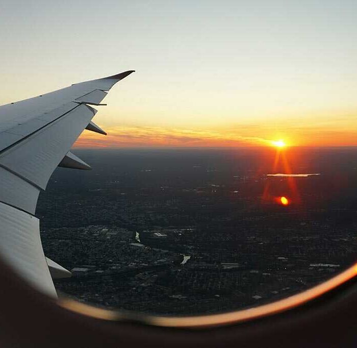 Tech on Tour: Must-Have Apps & Gadgets for Travelers