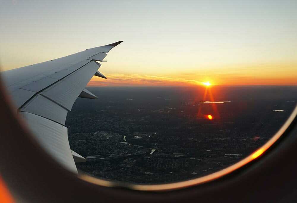 tech-on-tour-must-have-apps-gadgets-for-travelers