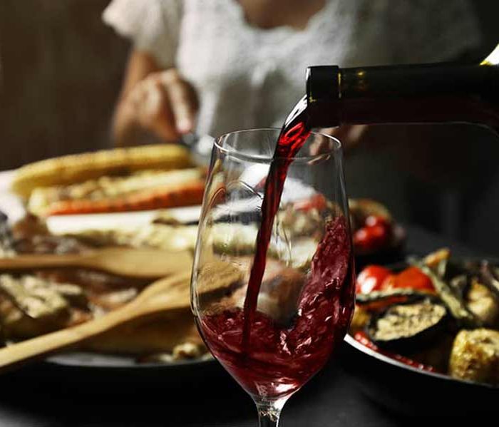 Red wine Pinot Noir variety