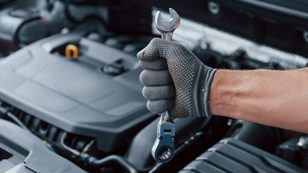 What Are The Benefits Of Hiring A Driver And Traveling