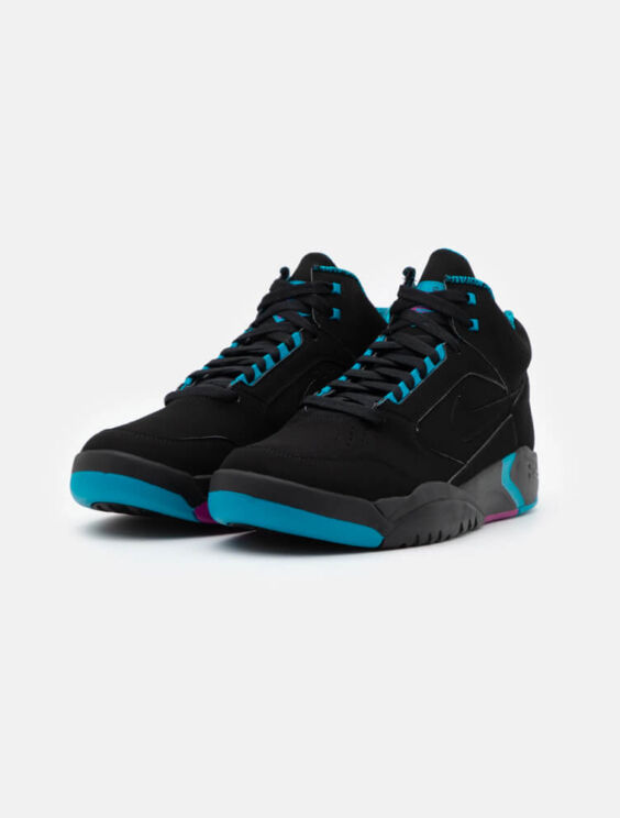 Black Sports Sneakers