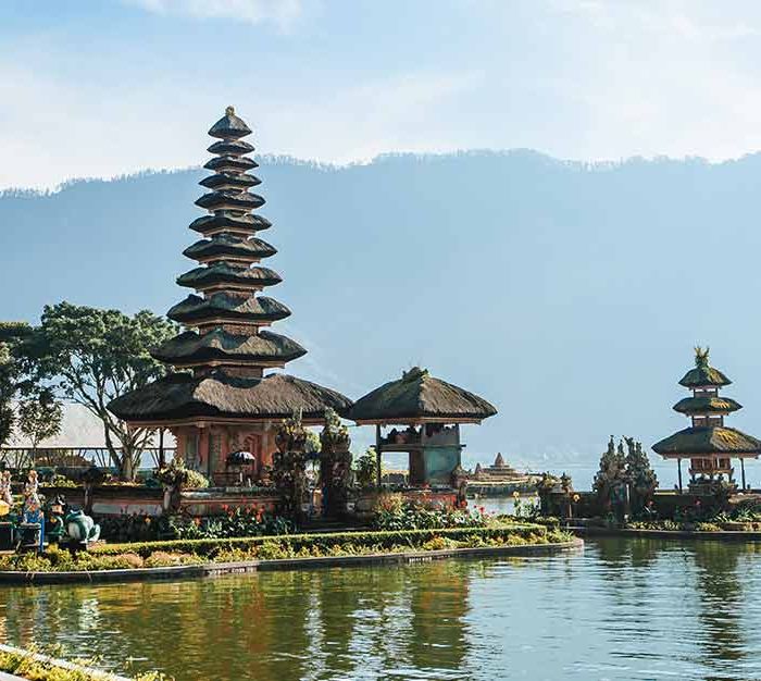 Group tour to Cambodia “The Great Indochina Voyage”